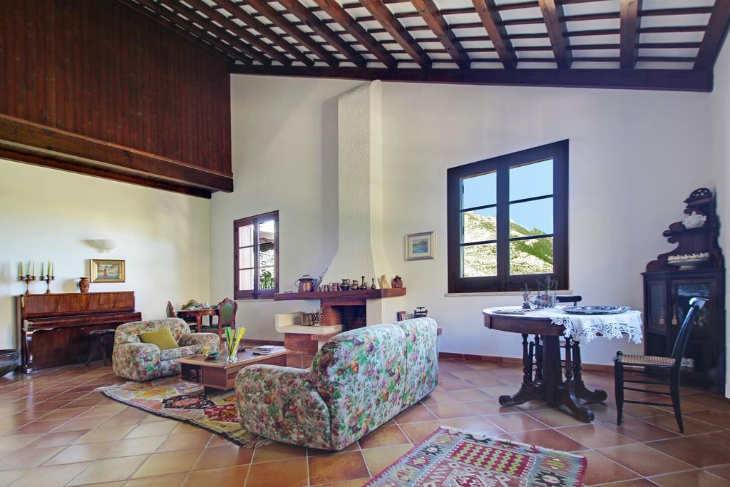 Poggio Di Mare Bed & Breakfast Castelluzzo Exterior foto
